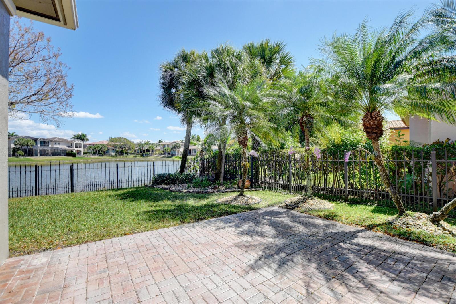 8197 NW 107th Lane, Parkland FL 33076 photo 4