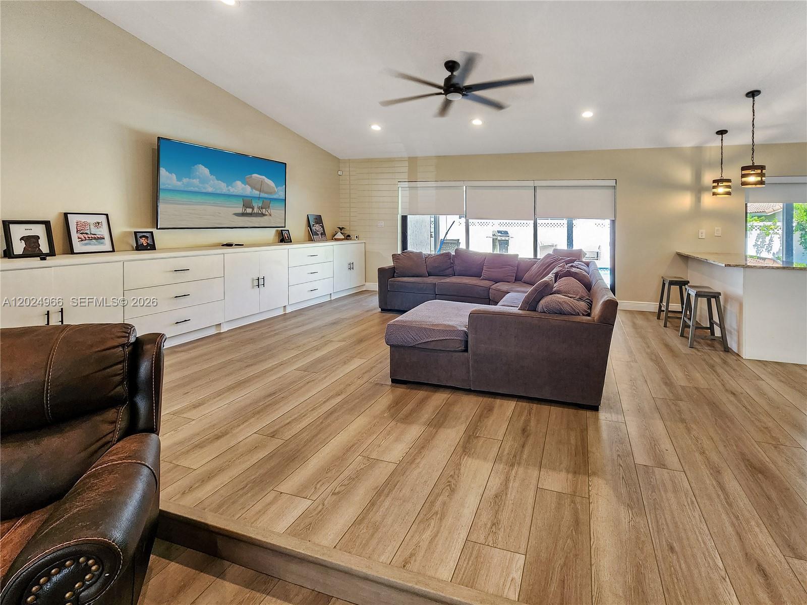 1359 NW 112th Ter, Coral Springs FL 33071 photo 3