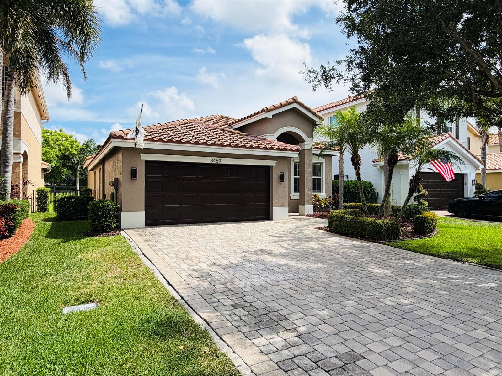8469 Calabria Lakes Drive, Boynton Beach FL 33473 photo 3