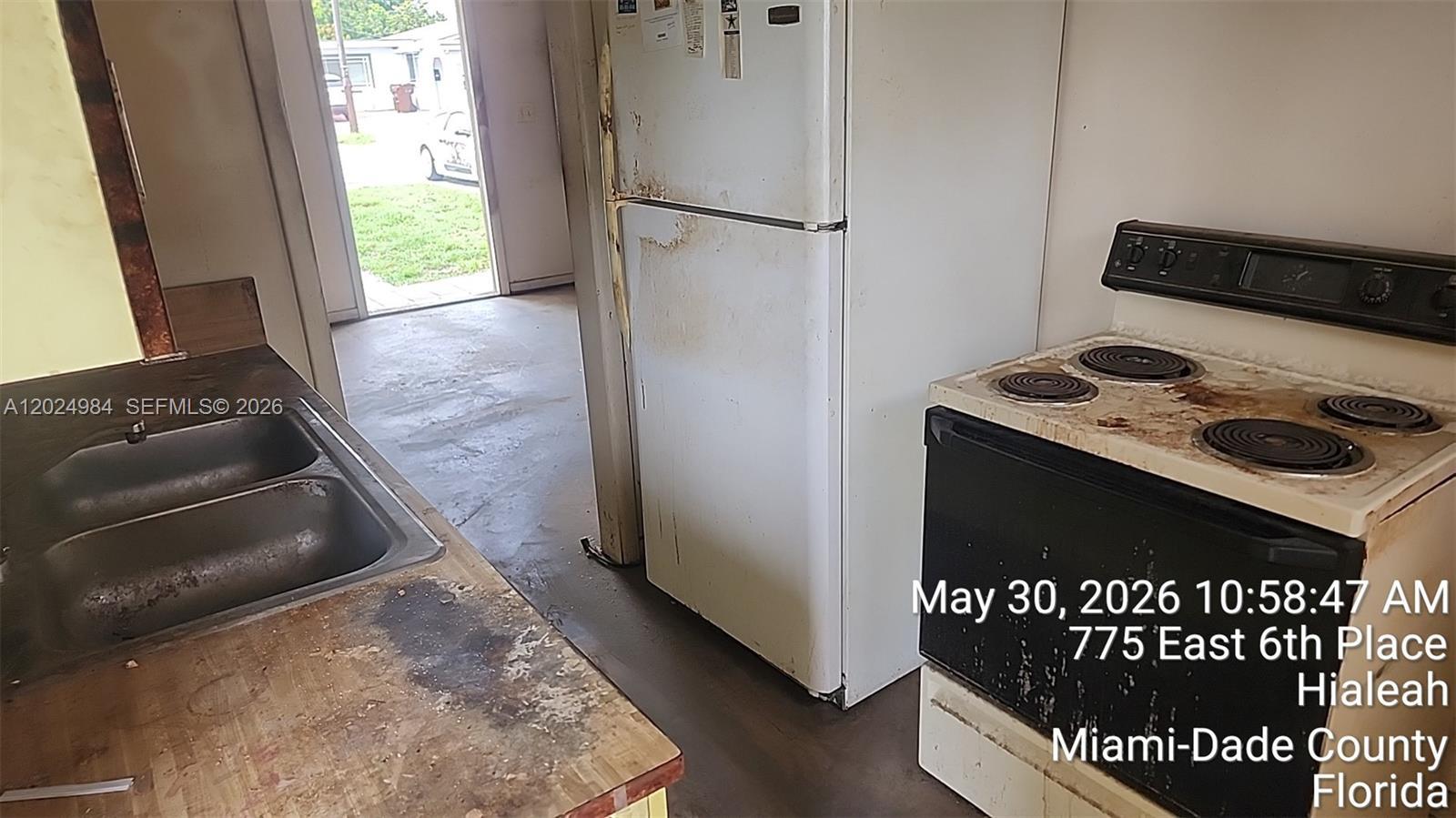 775 E 6th Pl, Hialeah FL 33010 photo 4