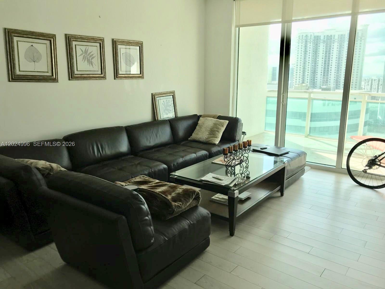 950 Brickell Bay Dr # 2000, Miami FL 33131 photo 4