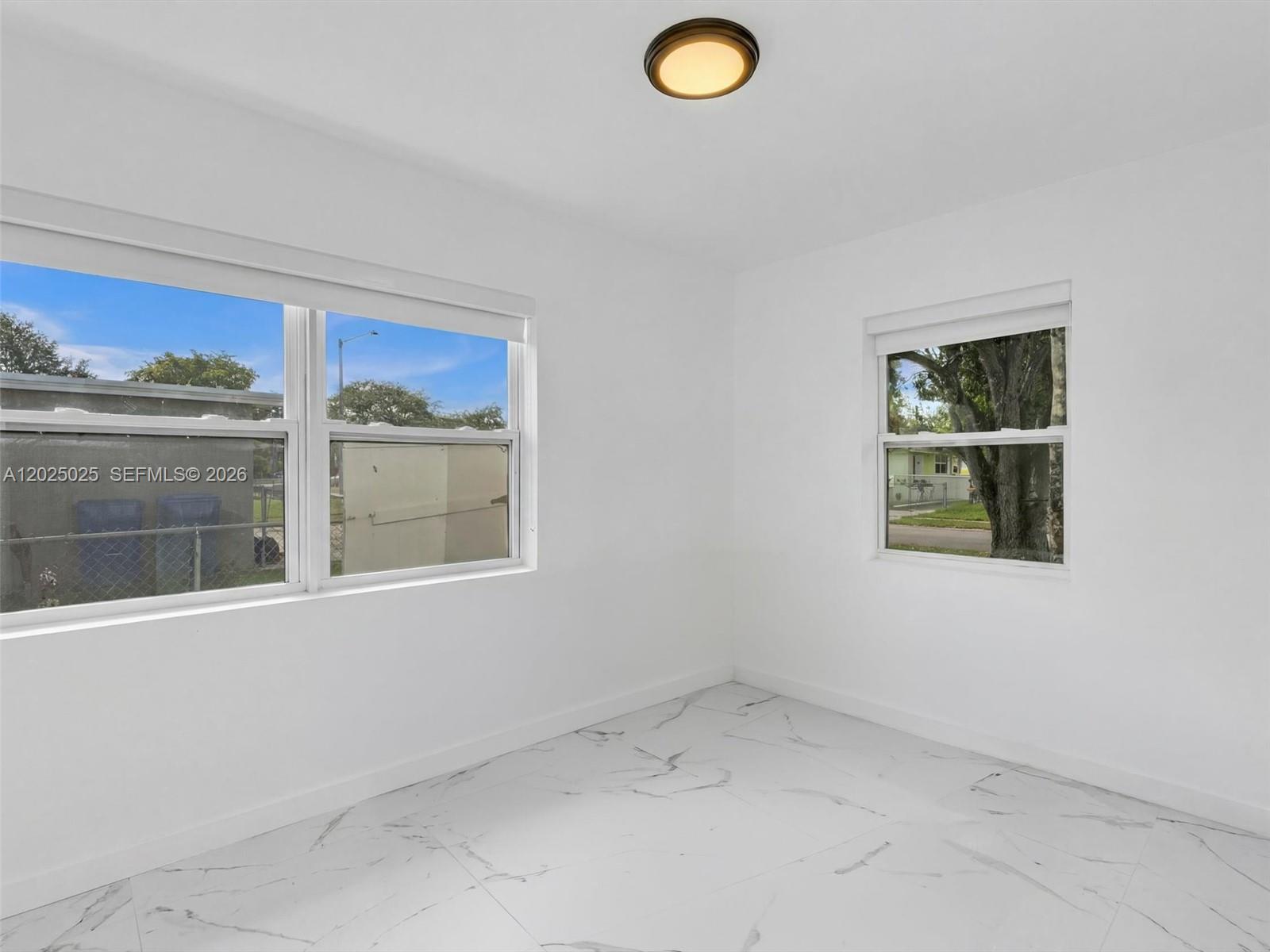 Hollywood, FL 33023 photo 5