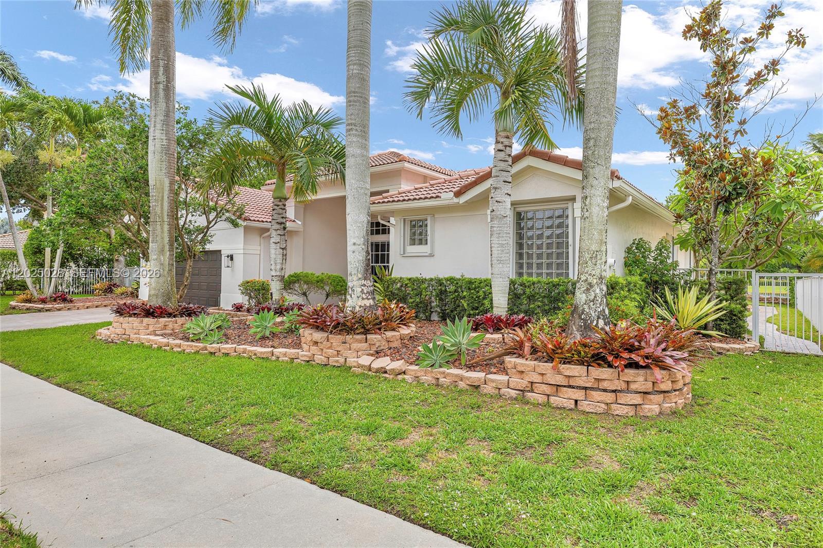 950 Marina Dr, Weston FL 33327 photo 5