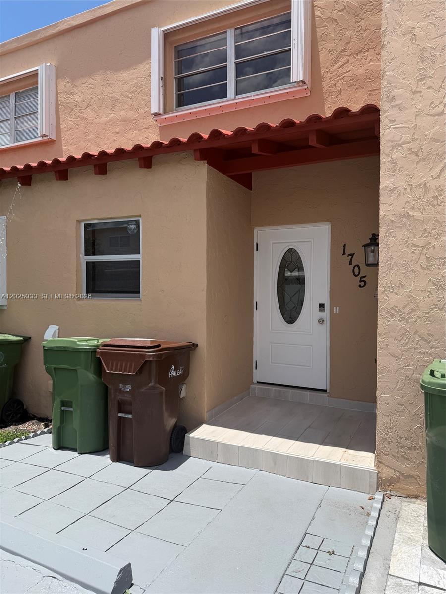 1705 W 57th St # 506, Hialeah FL 33012 photo 2