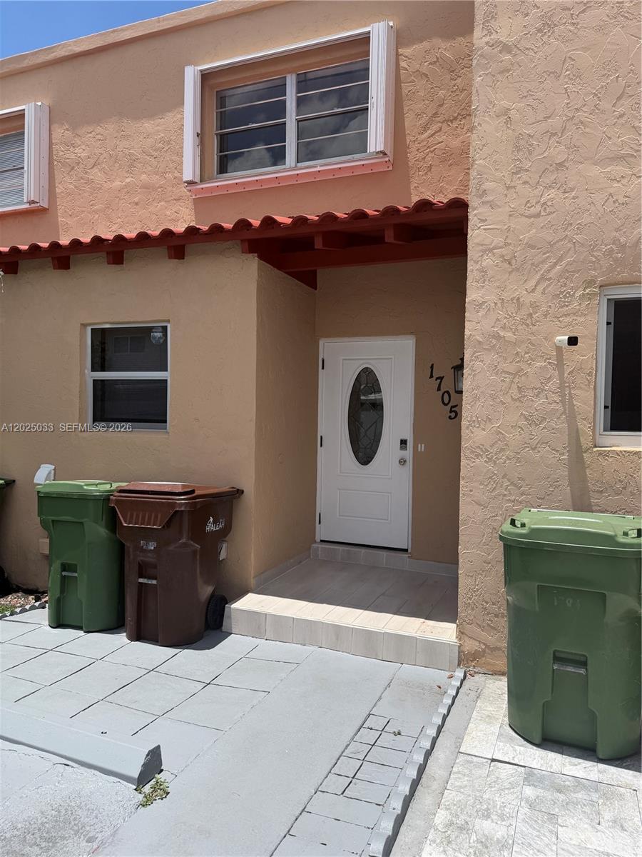 1705 W 57th St # 506, Hialeah FL 33012 photo 3