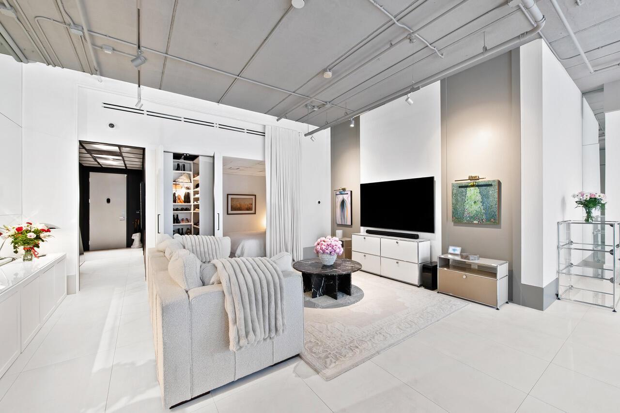 425 N Andrews Avenue # 206, Fort Lauderdale FL 33301
