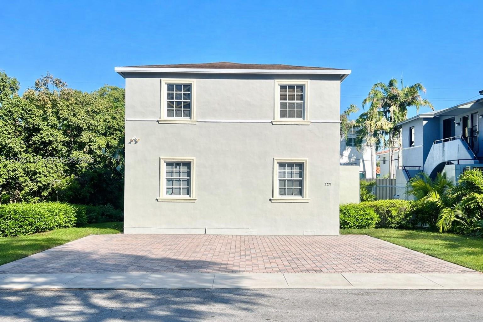 2371 SW 27th St, Miami FL 33133 photo 5