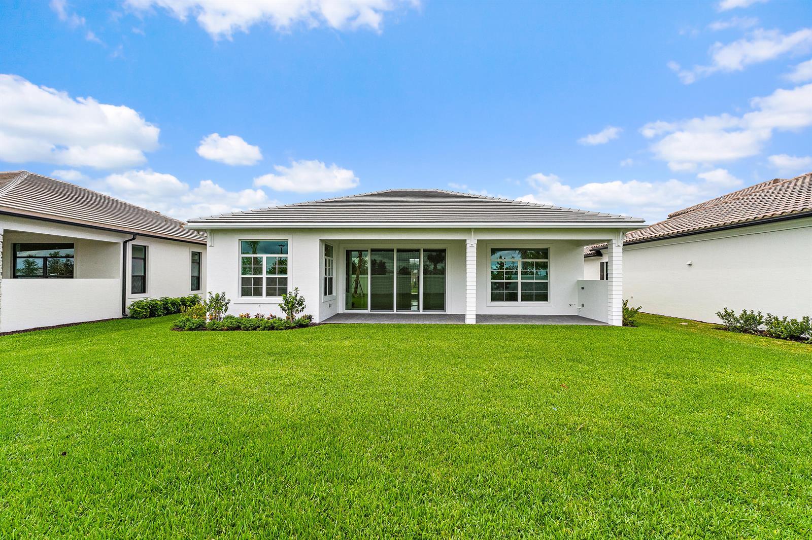 9508 St. Germain, Palm Beach Gardens FL 33412 photo 2