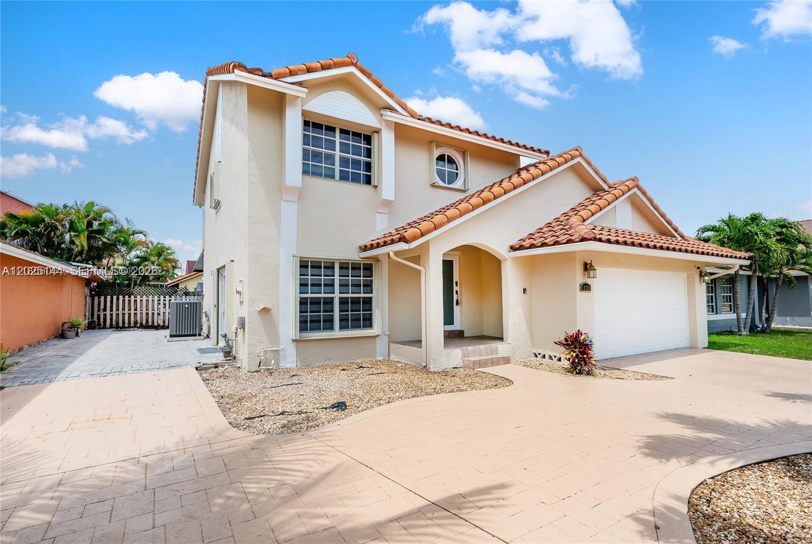 18660 NW 78th Ave # 0, Hialeah FL 33015 photo 2