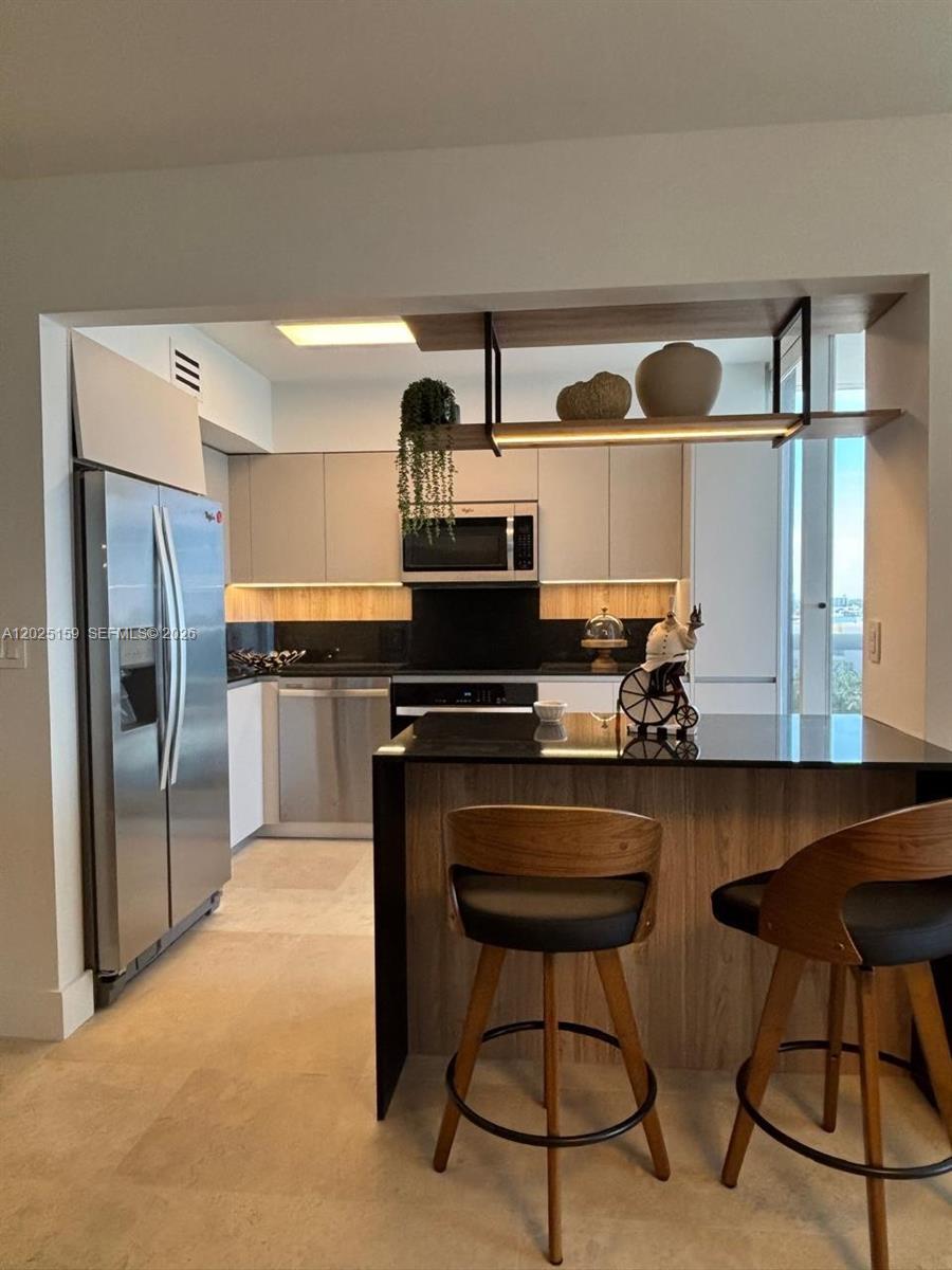 6301 Collins Ave # 908, Miami Beach FL 33141 photo 3