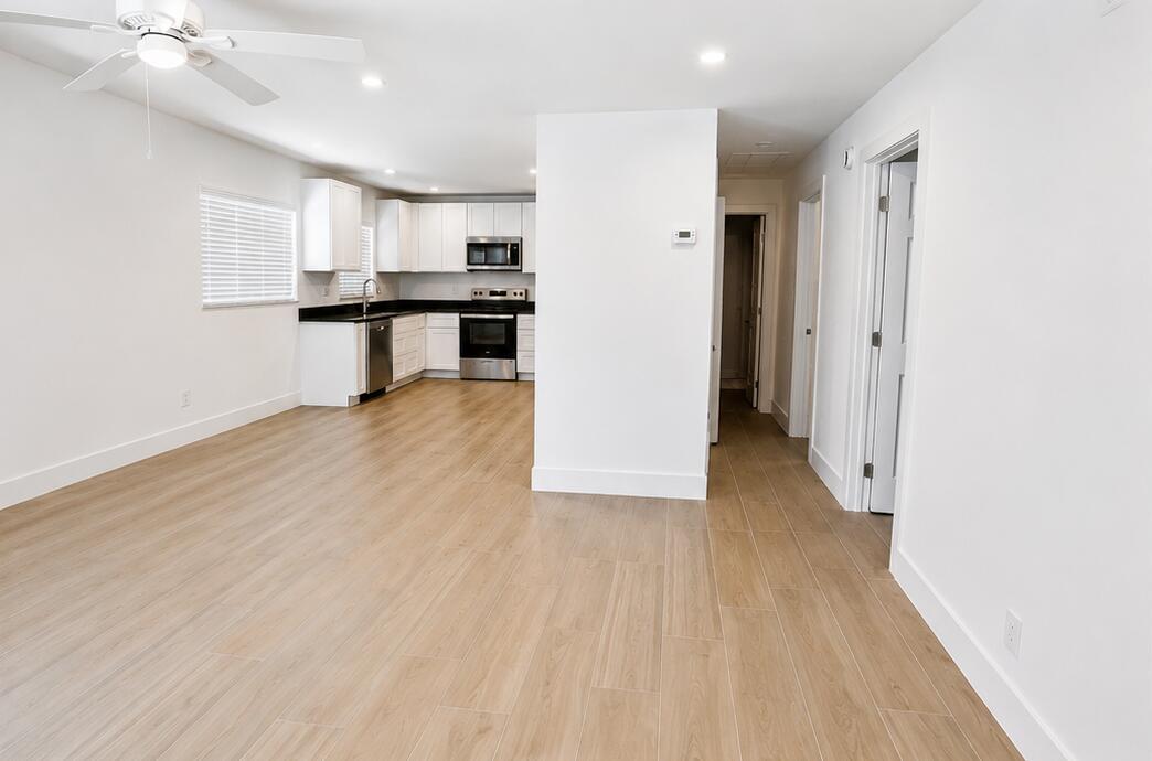 2104 Dock Street # 1, West Palm Beach FL 33401 photo 2