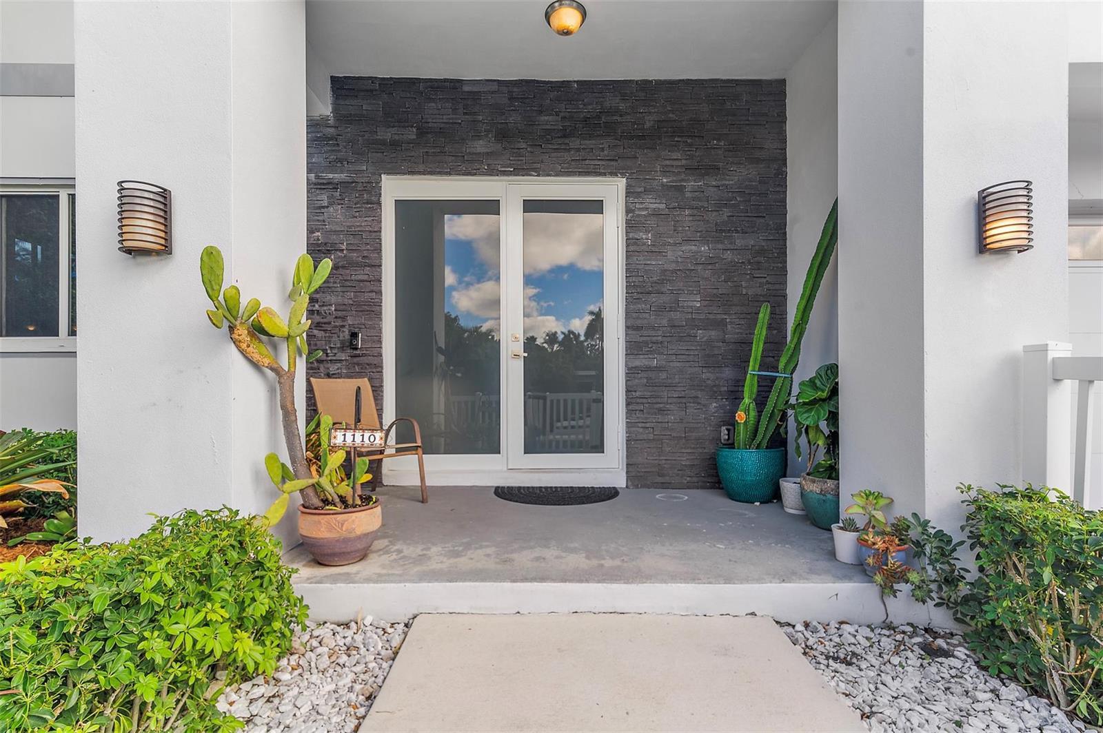 1110 NE 14th Avenue, Fort Lauderdale FL 33304 photo 2