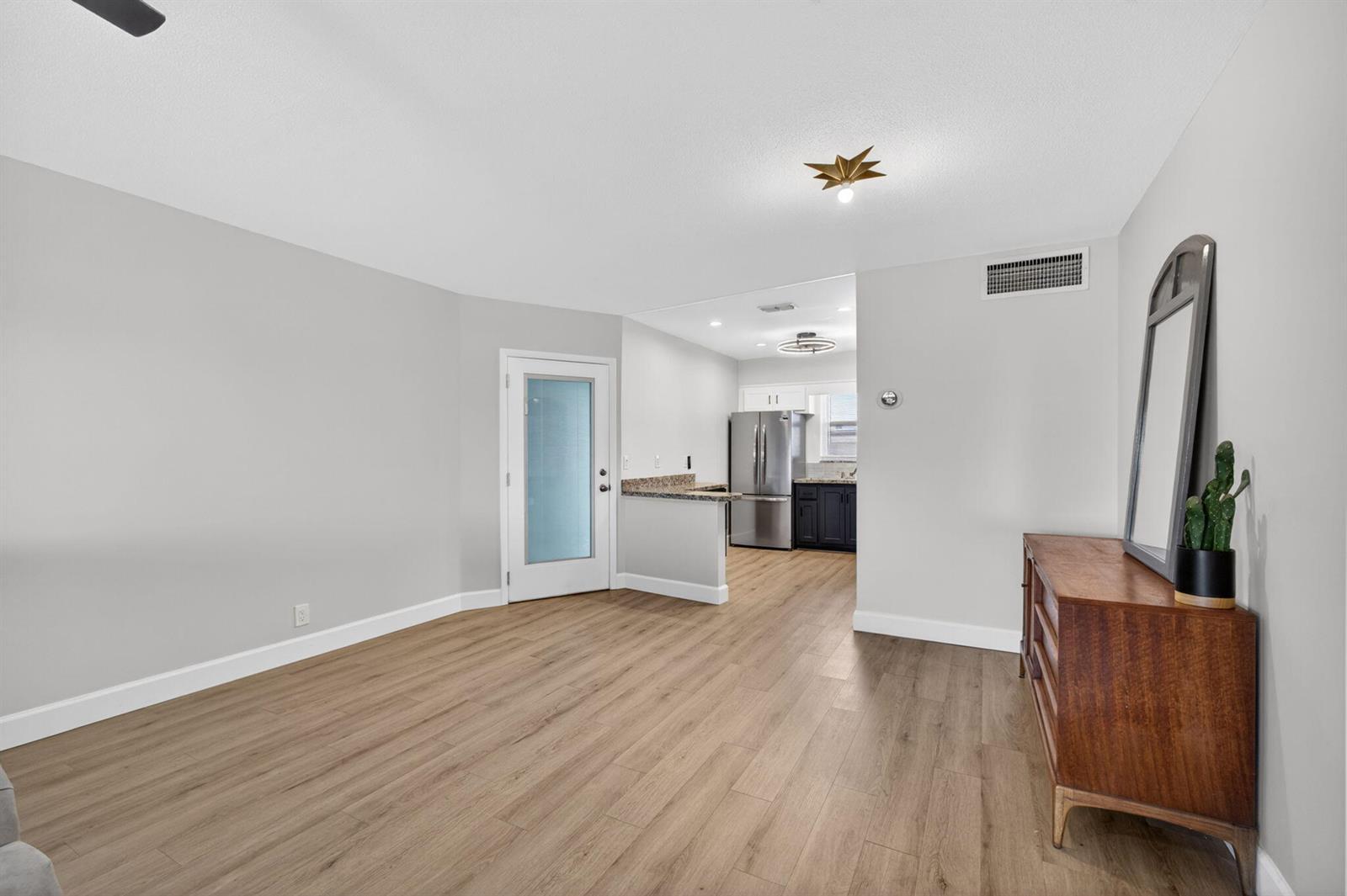110 Wettaw Lane # 202, North Palm Beach FL 33408 photo 4