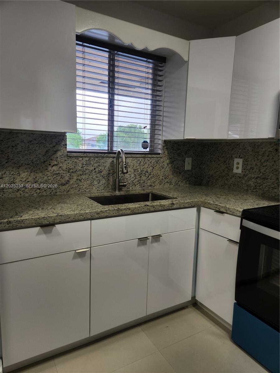 7785 W 30th Ct # 203, Hialeah FL 33018 photo 5