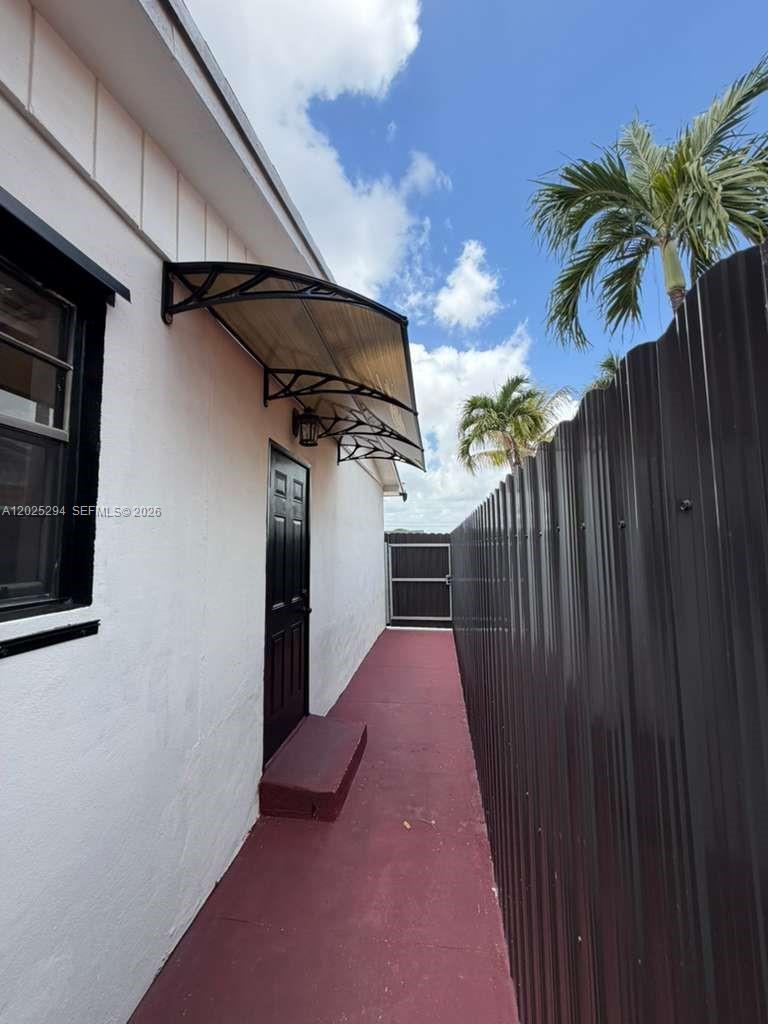 Homestead, FL 33033 photo 2