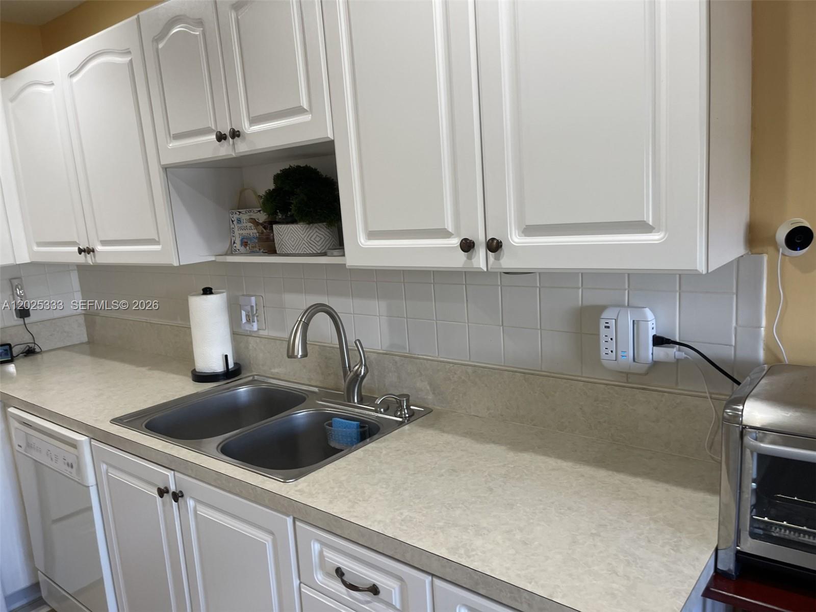 1640 NW 19th Ter # 103, Delray Beach FL 33445 photo 3