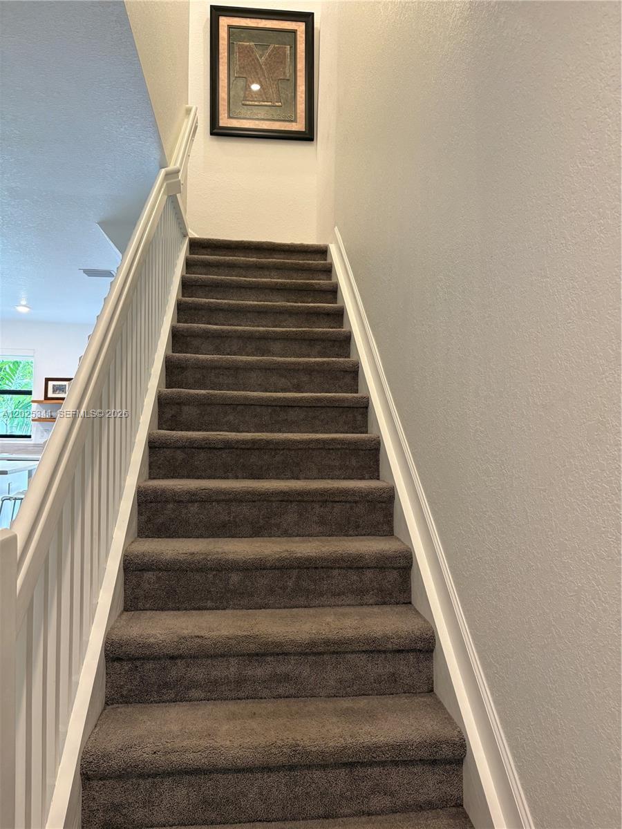 11384 W 34th Way, Hialeah FL 33018 photo 3