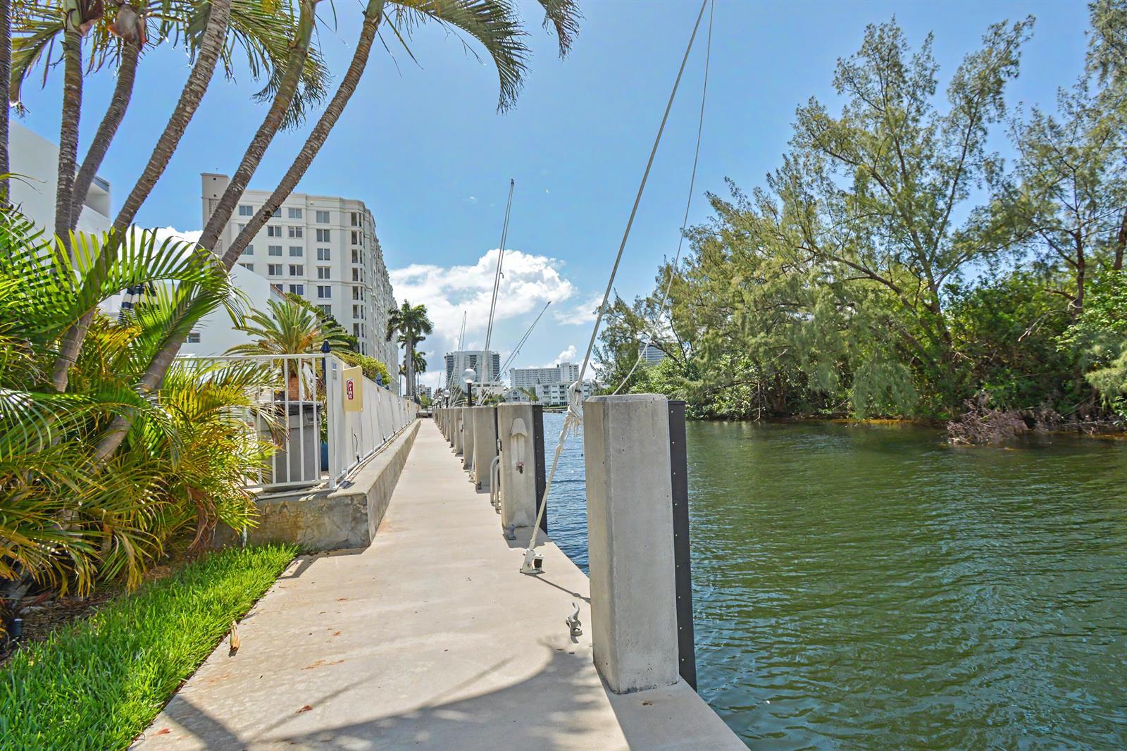 2840 NE 14th St # 405a, Pompano Beach FL 33062