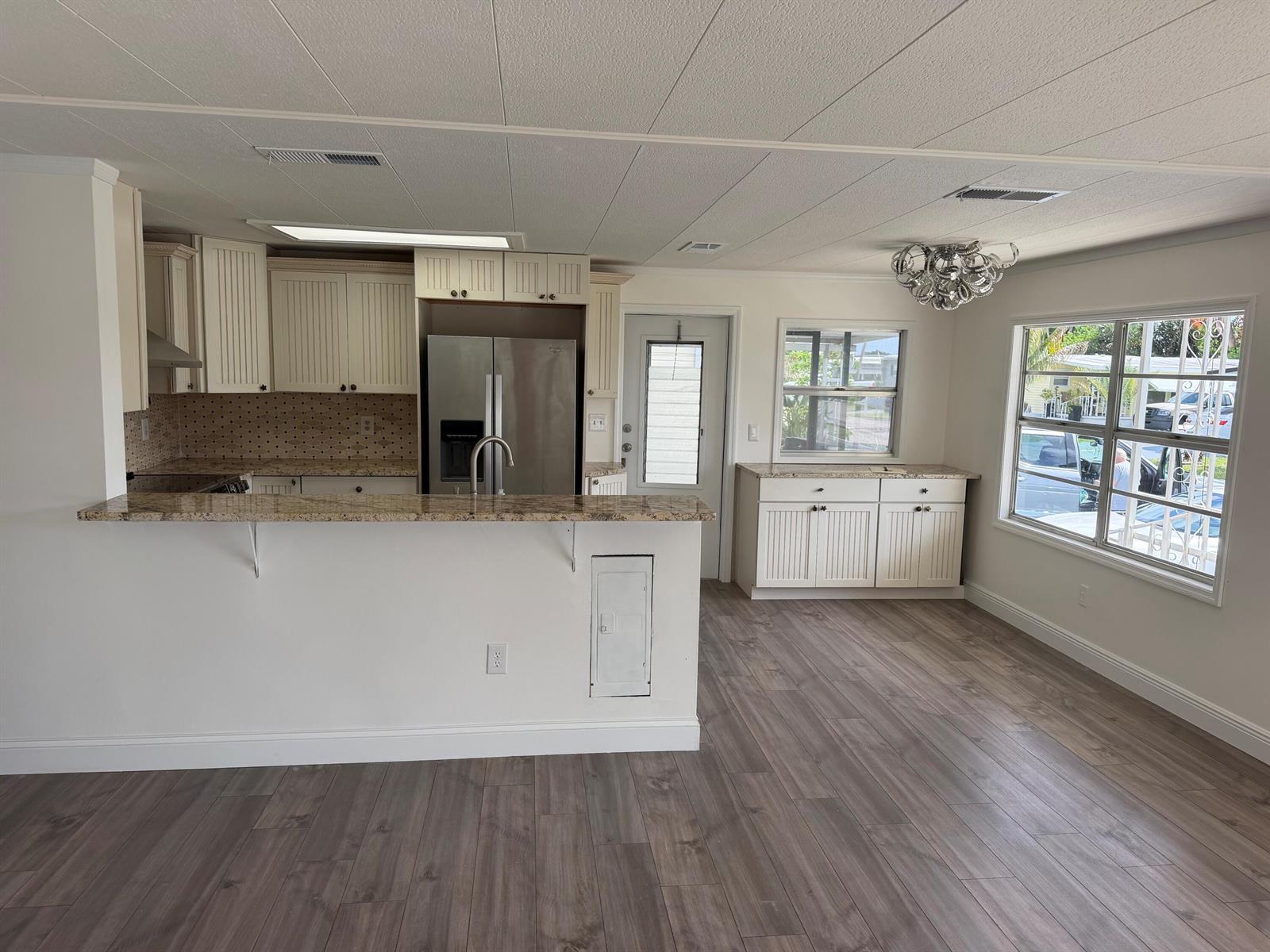 2041 SW 84th Avenue, Davie FL 33324 photo 3