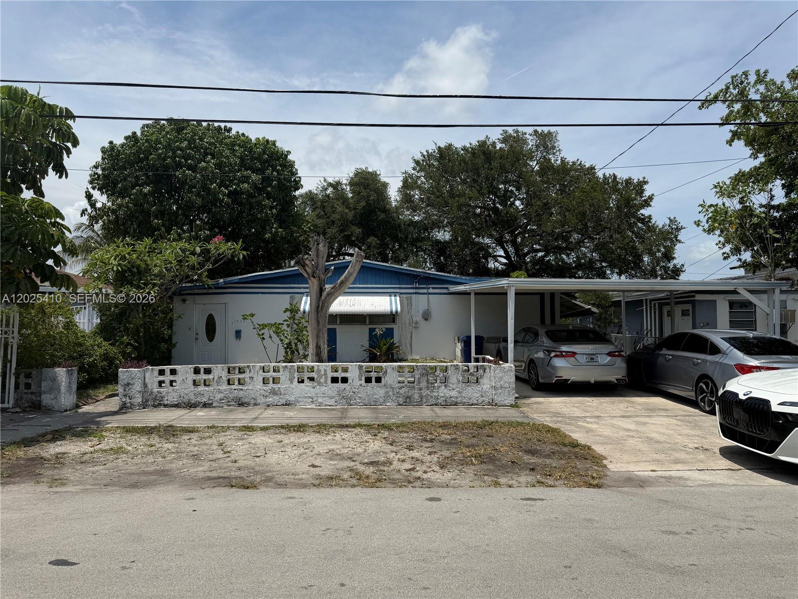 1535 NW 153rd St, Miami Gardens FL 33054 photo 2