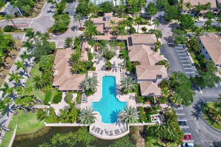 2802 Sarento Place # 202, Palm Beach Gardens FL 33410