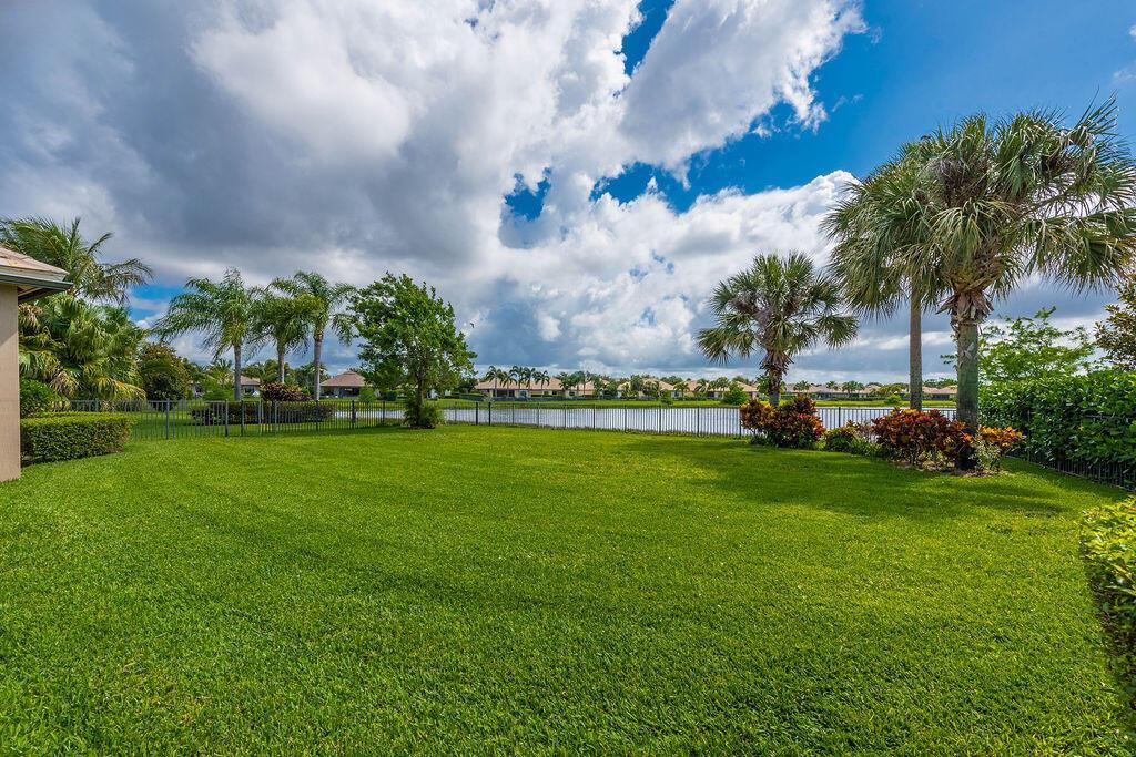 3425 Siena Circle, Wellington FL 33414 photo 4