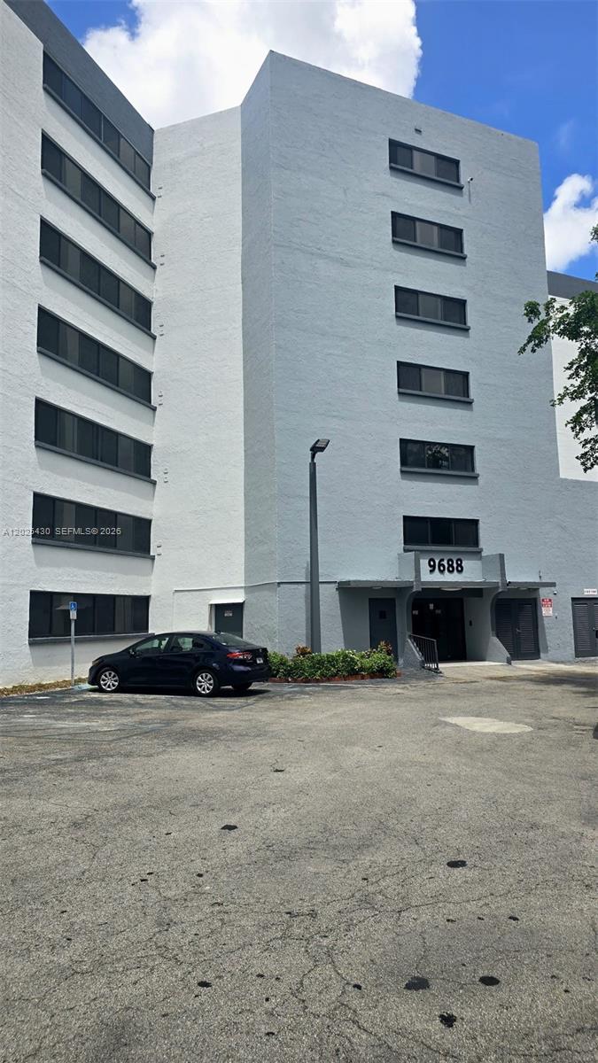 9688 Fontainebleau Blvd # 702, Miami FL 33172 photo 4
