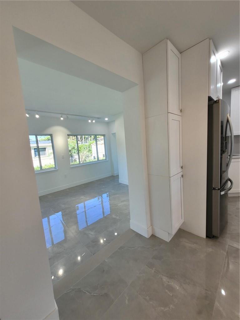 6041 SW 17th Street, Miami FL 33155 photo 5