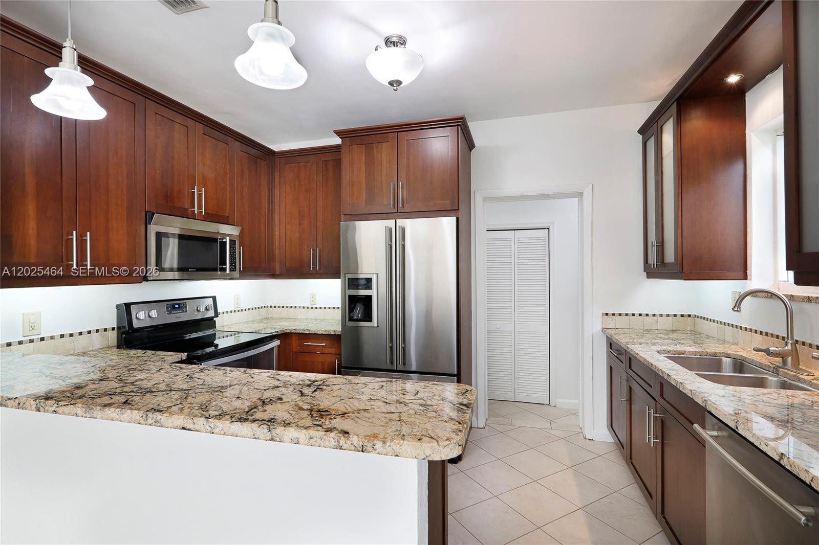 5835 SW 49th St, Miami FL 33155 photo 5