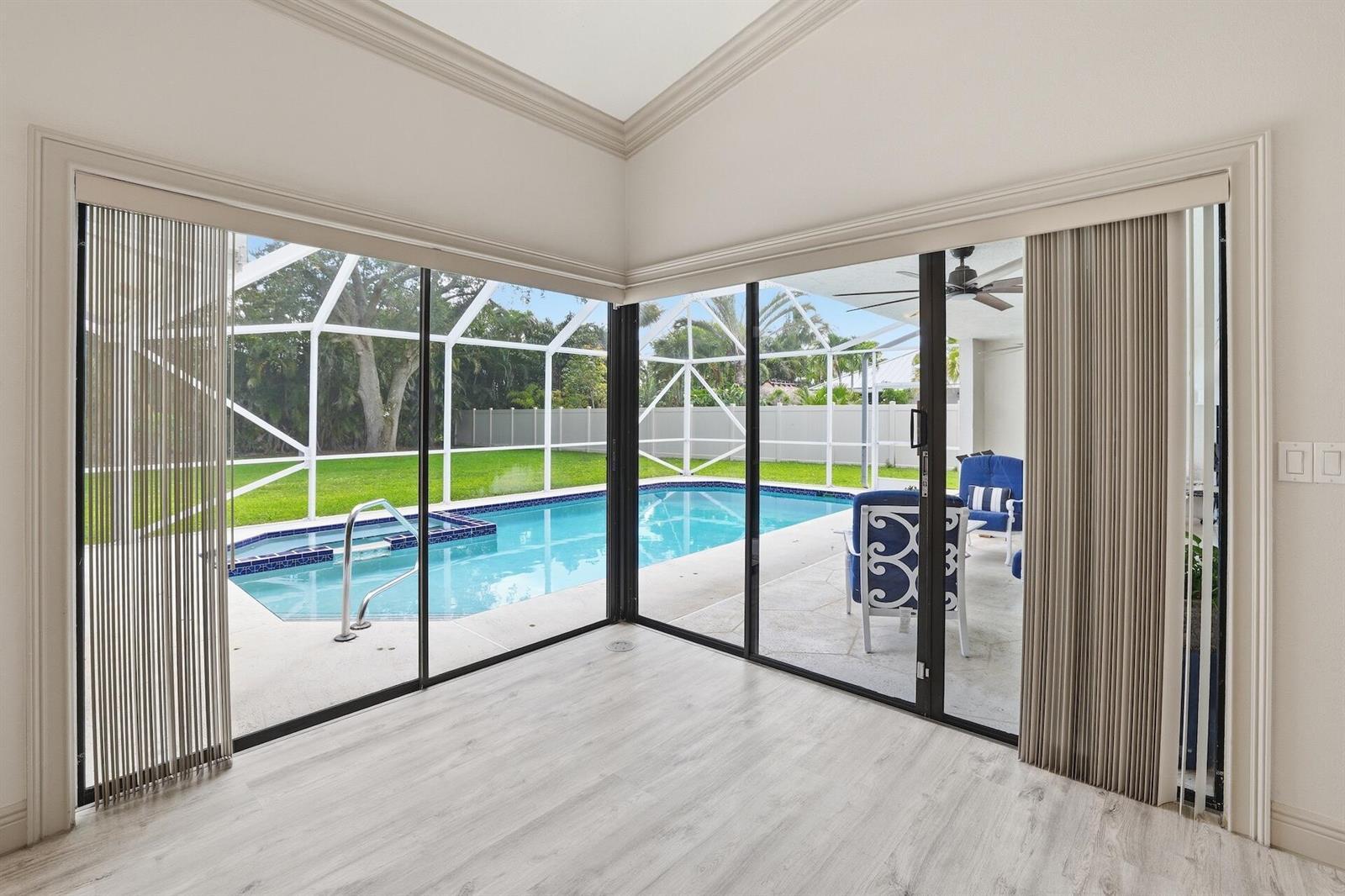 15600 Rolling Meadows Circle, Wellington FL 33414 photo 5