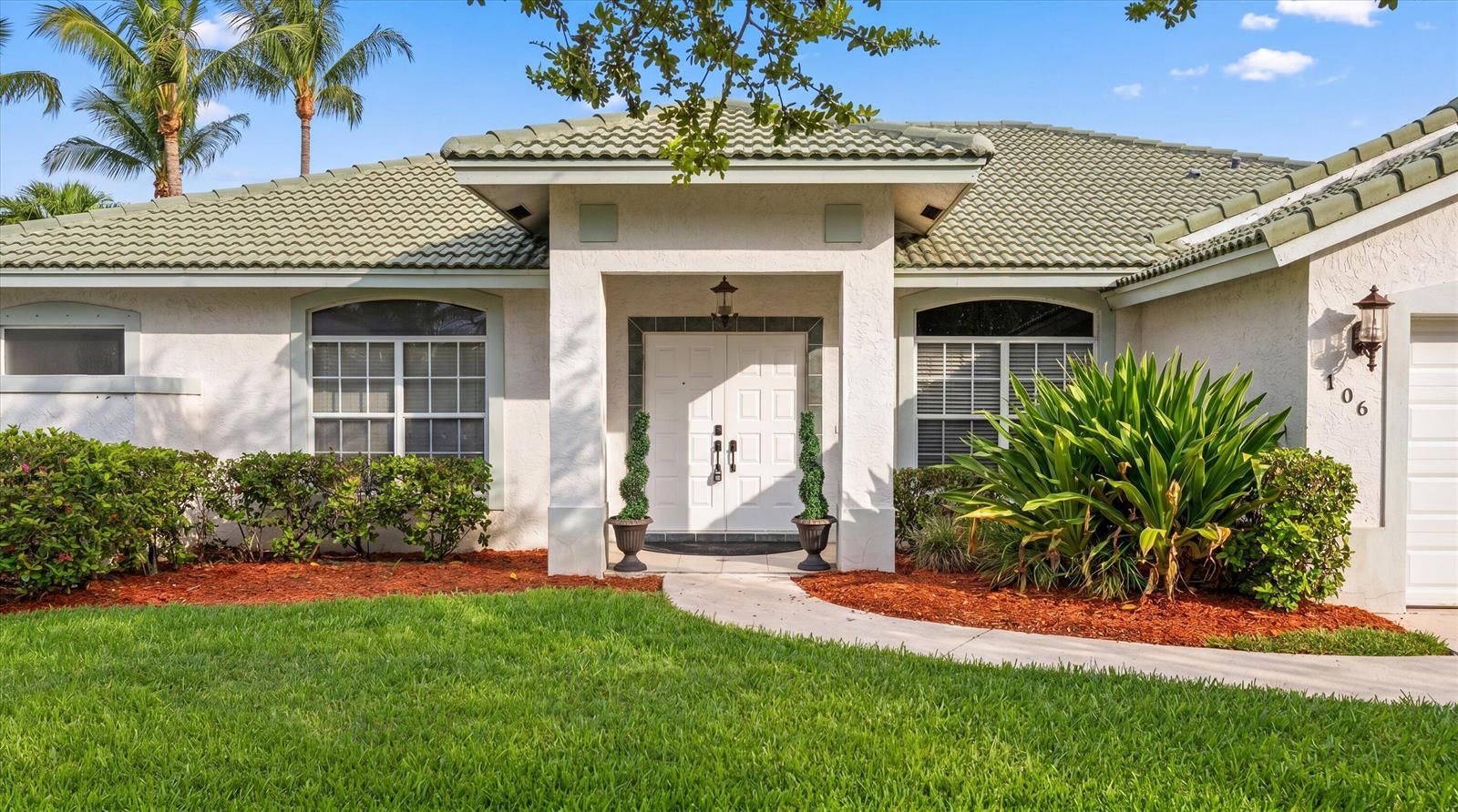 106 Fernwood Crescent, Royal Palm Beach FL 33411 photo 3