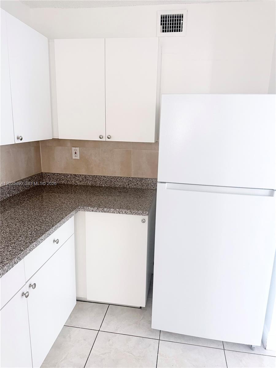 615 NW 177th St # 207, Miami Gardens FL 33169 photo 4