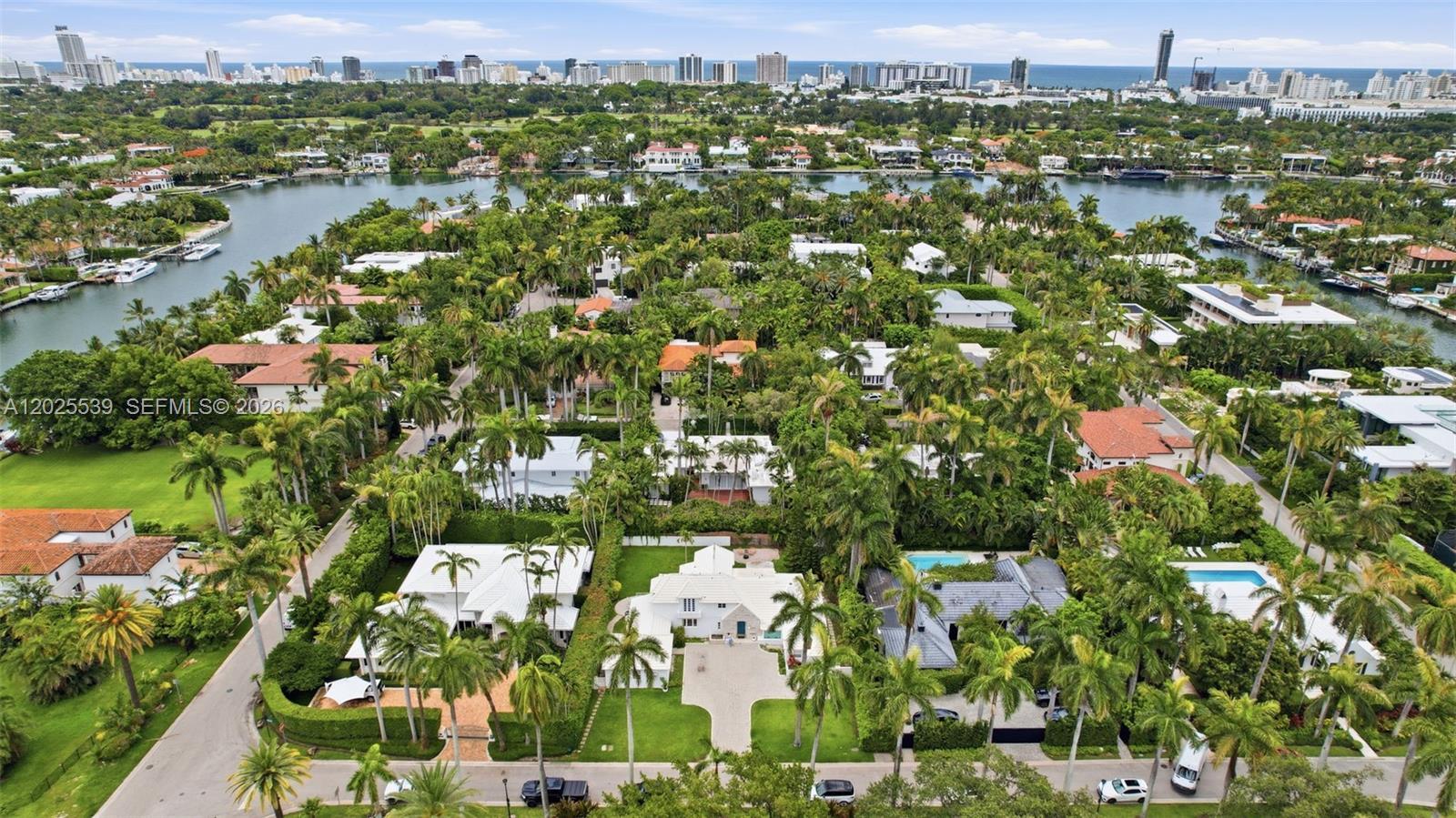 2535 Sunset Dr, Miami Beach FL 33140 photo 3