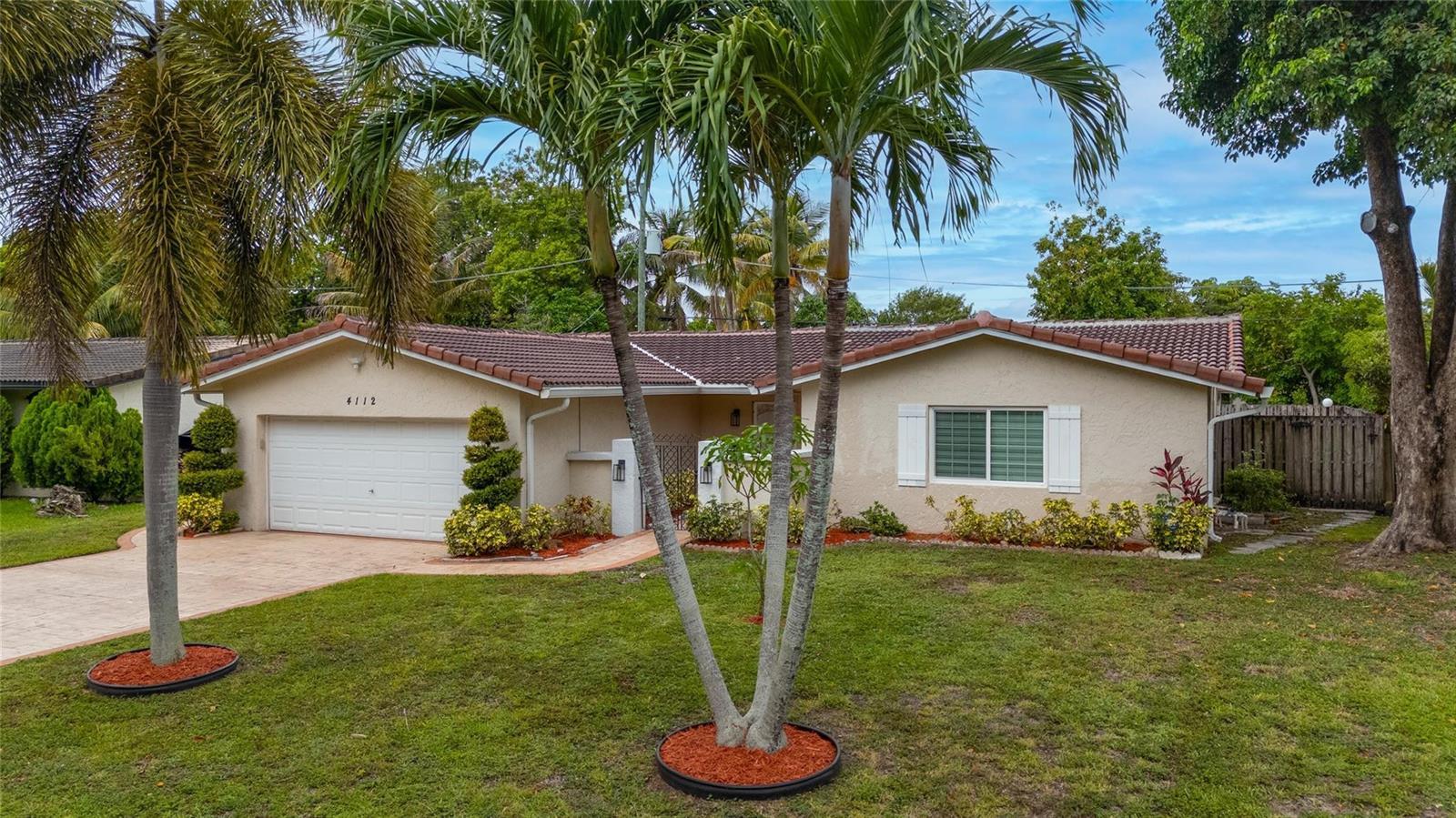 4112 NW 78th Lane, Coral Springs FL 33065 photo 2