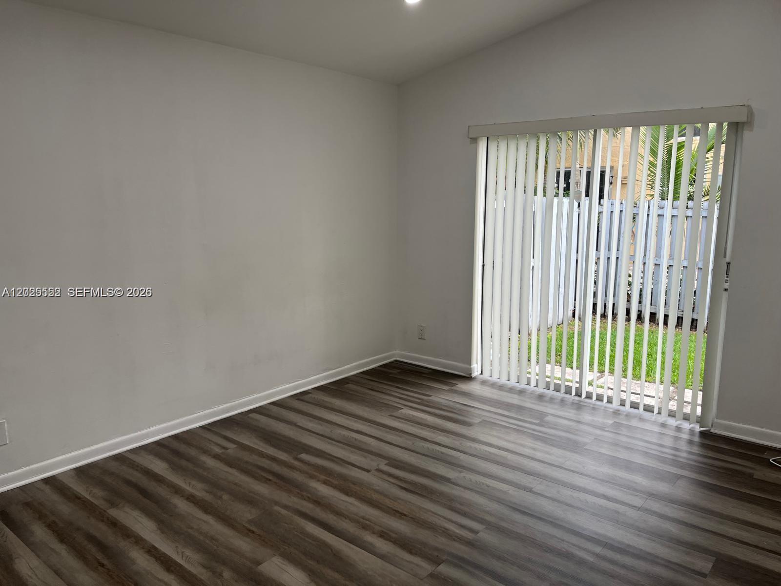 1294 Seagrape Cir, Weston FL 33326 photo 4