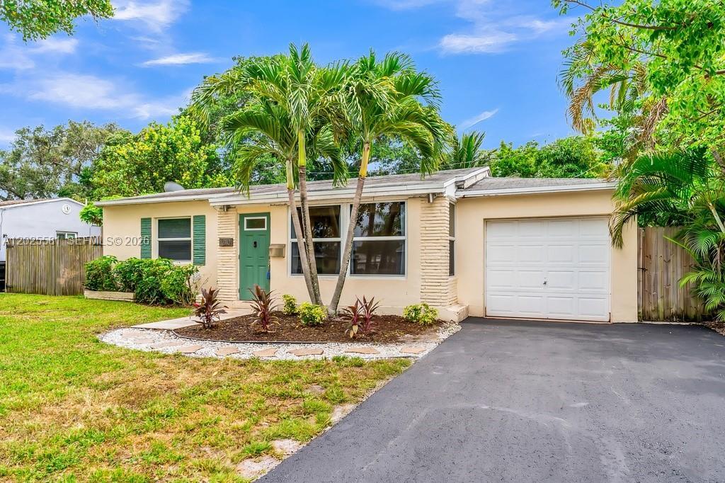 1210 S 24th Ter, Hollywood FL 33020 photo 3