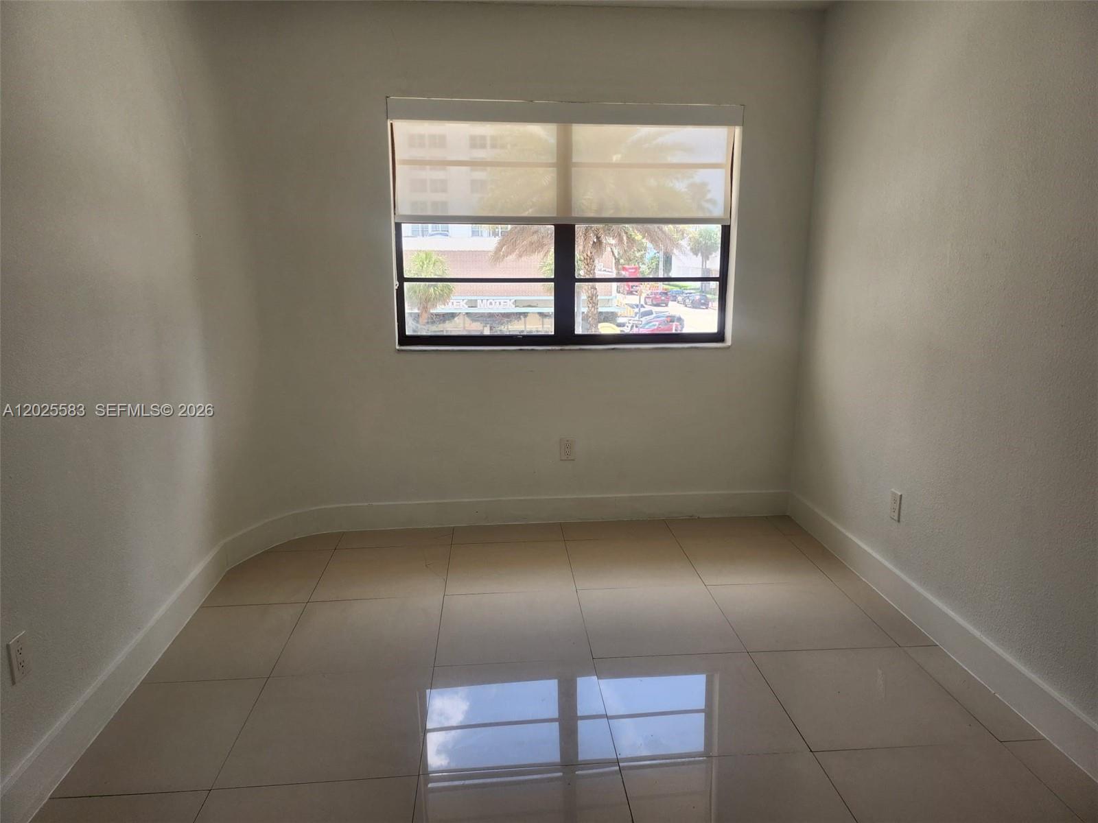 2700 Collins Ave # 208, Miami Beach FL 33140 photo 5