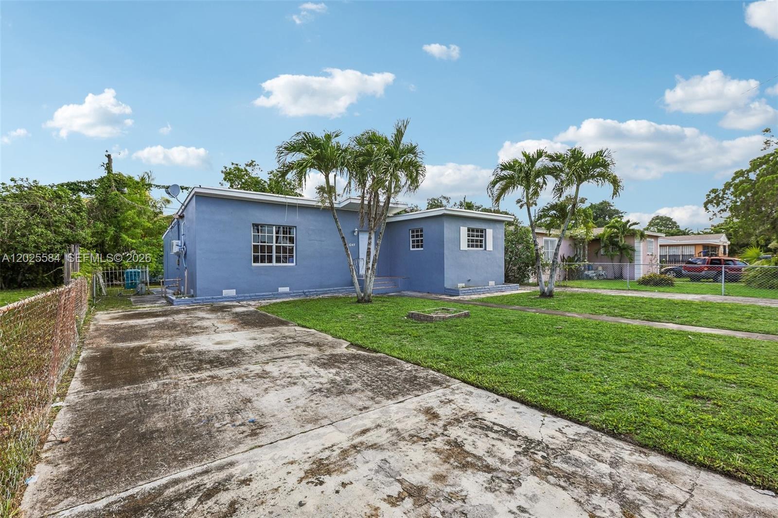 1045 NW 115th St, Miami FL 33168 photo 4