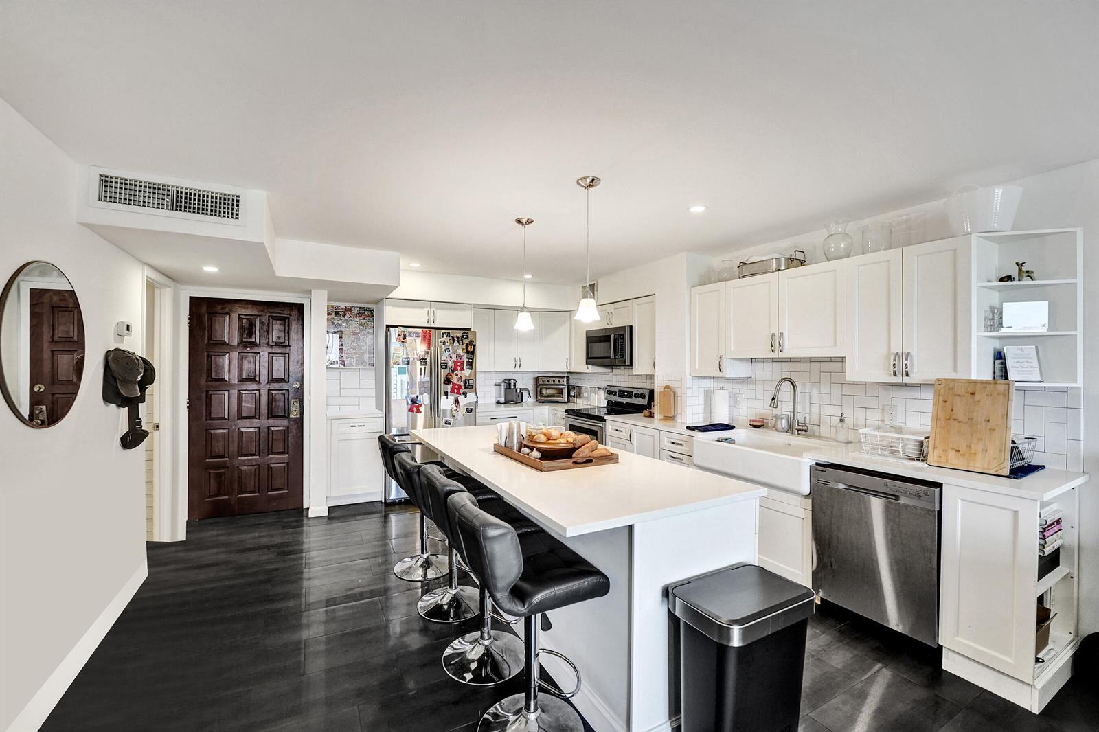 3800 N Hills Drive # 301, Hollywood FL 33021 photo 3