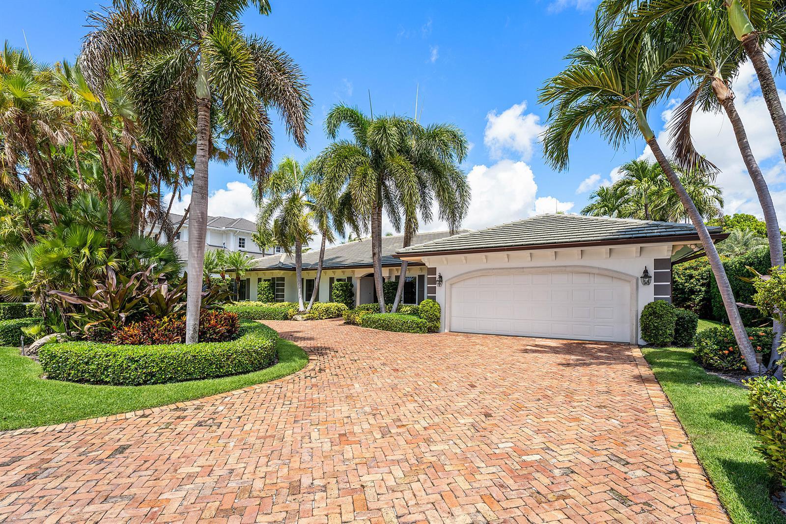 1851 Thatch Palm Drive, Boca Raton FL 33432 photo 3