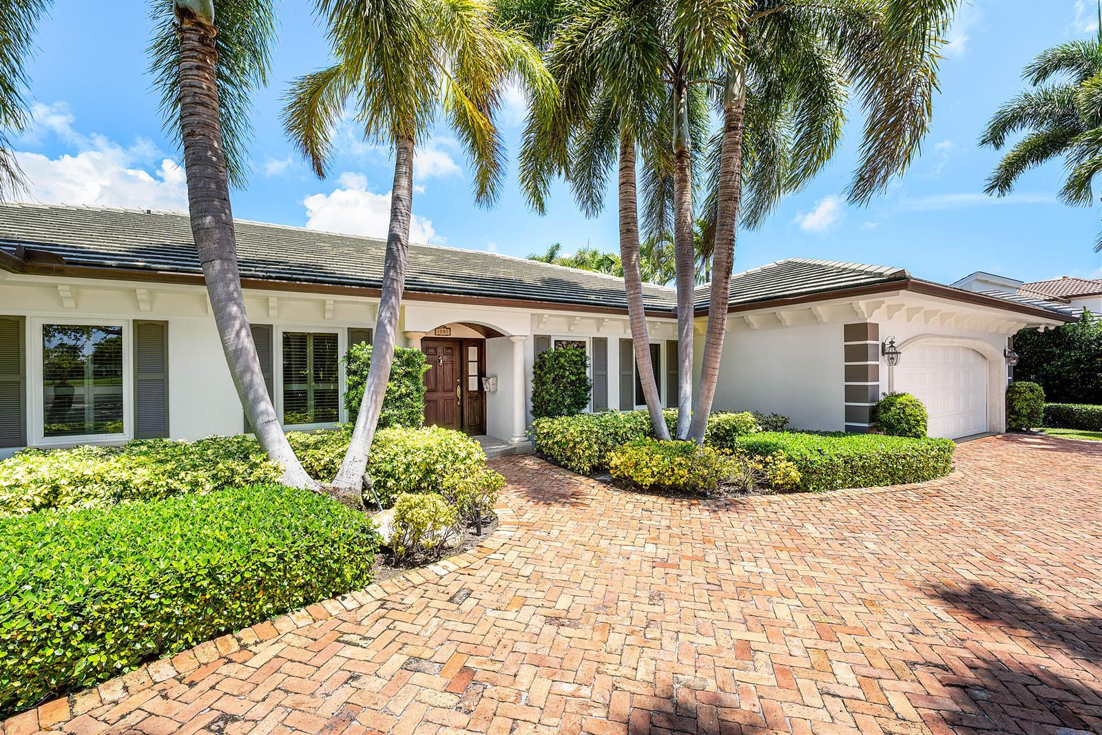 1851 Thatch Palm Drive, Boca Raton FL 33432 photo 5
