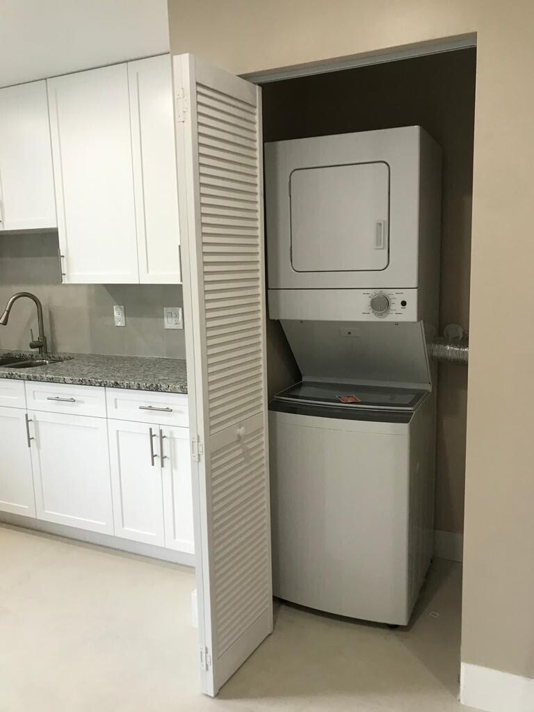 17024 89th Place N Apt A, FL 33470 photo 2