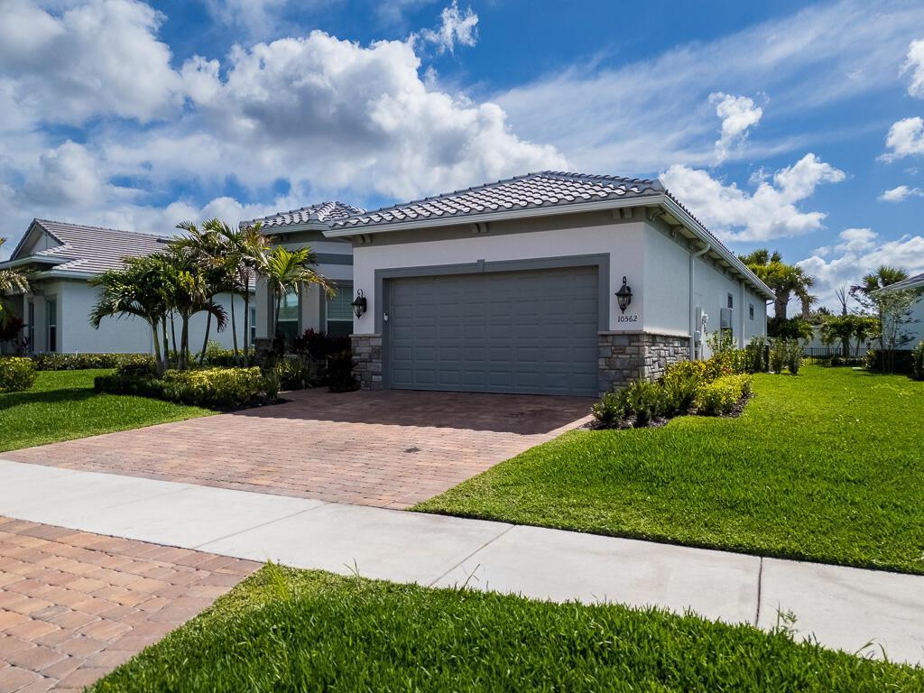 10562 Northbrook Circle, Palm Beach Gardens FL 33412 photo 5