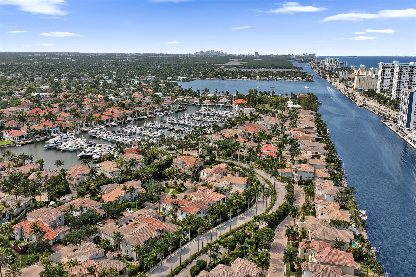 824 Spinnaker Drive E, Hollywood FL 33019 photo 3