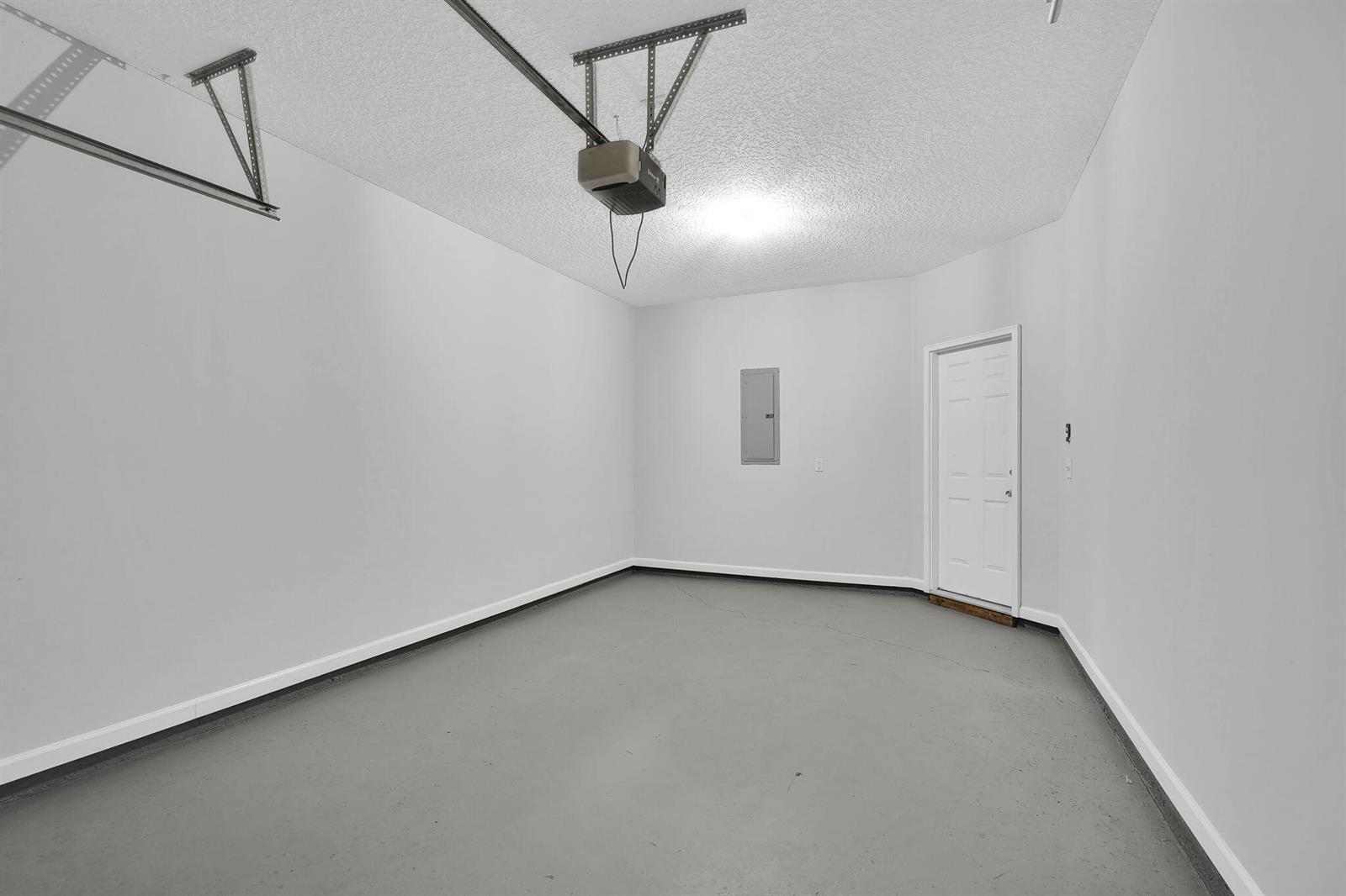 8305 Homeport Court, Jacksonville FL 32244 photo 2