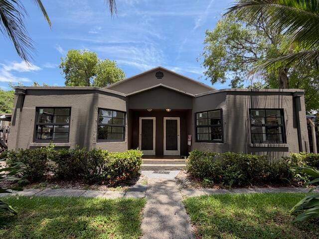 521 48th Street, West Palm Beach FL 33407