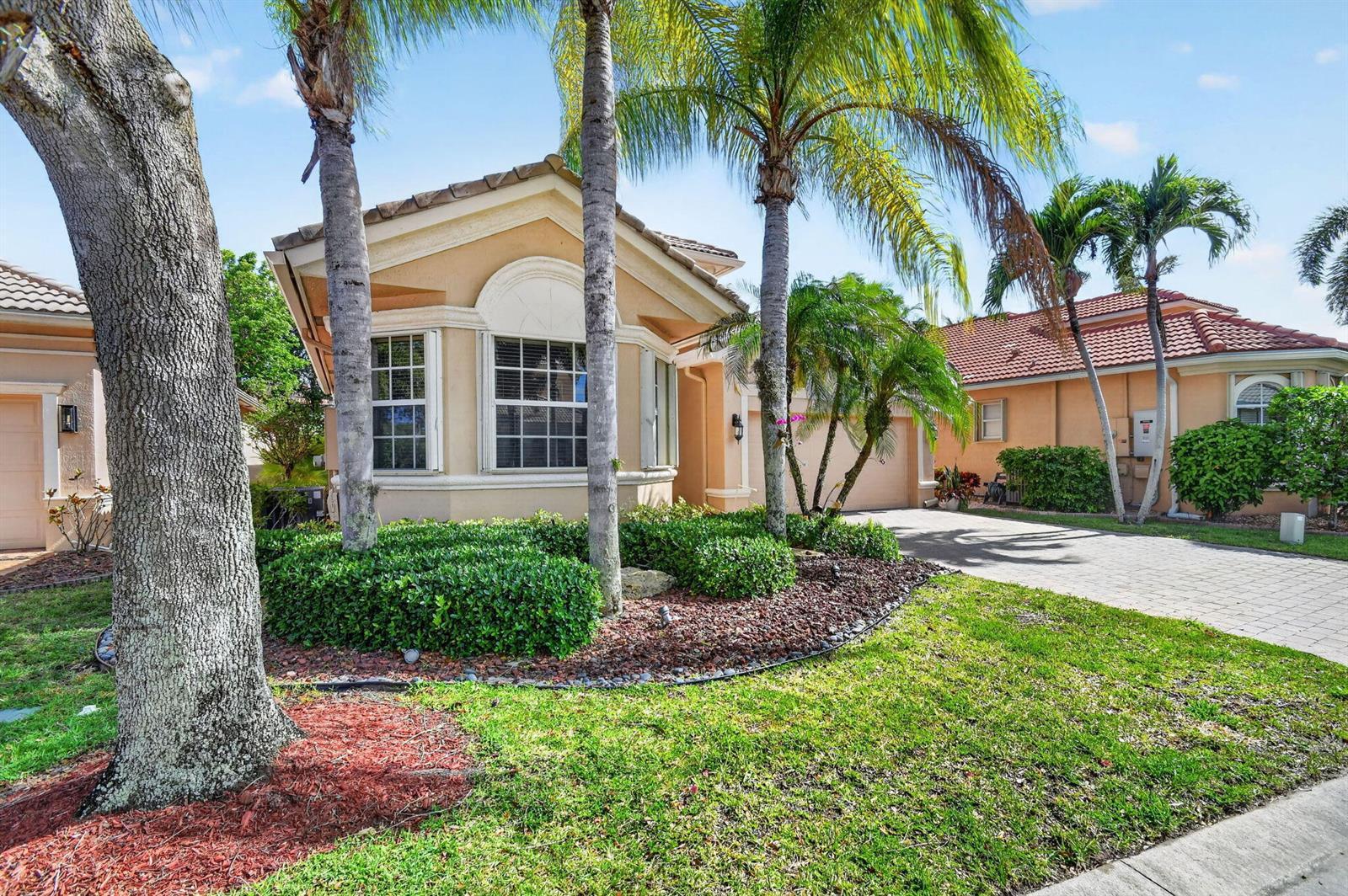 7200 Veneto Drive, Boynton Beach FL 33437 photo 2