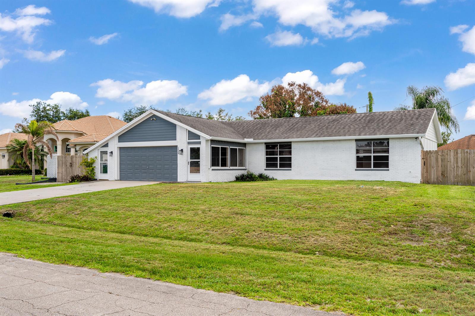 120 SW Austin Court, Port St. Lucie FL 34953