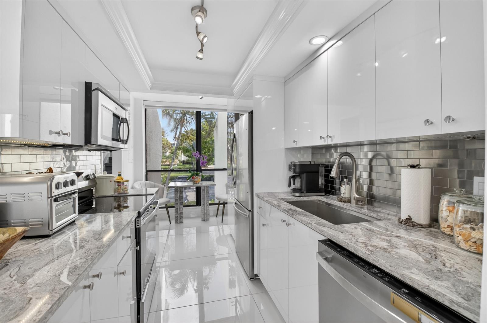 804 Bridgewood Place, Boca Raton FL 33434 photo 5