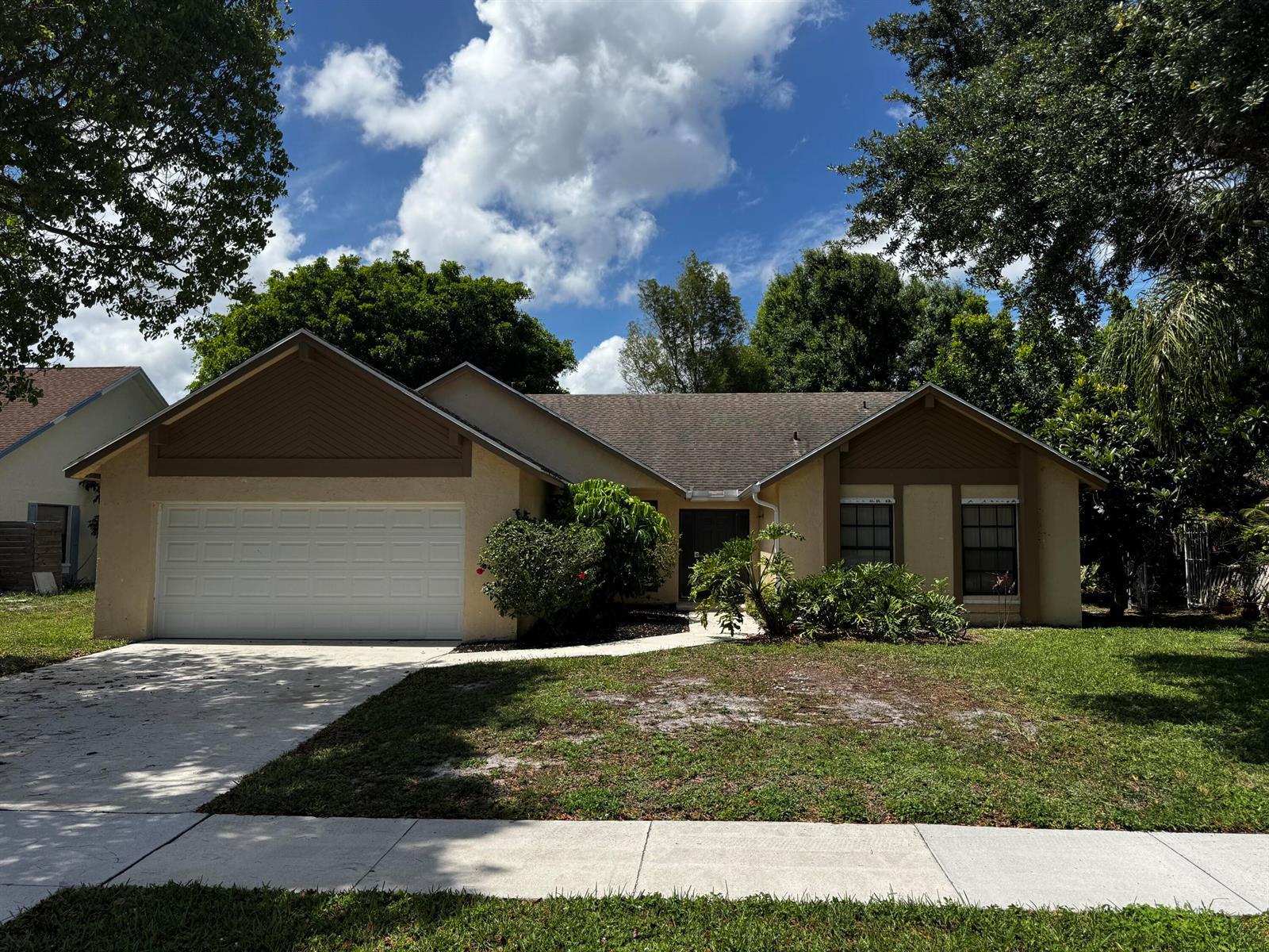 12303 Sannenwood Lane, Wellington FL 33414
